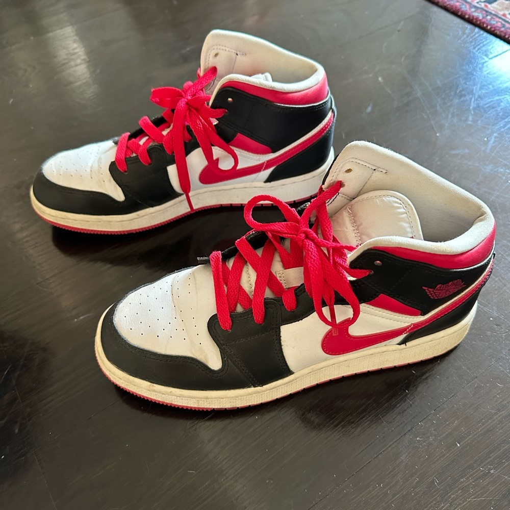 Nike air Jordan’s - red, black, white